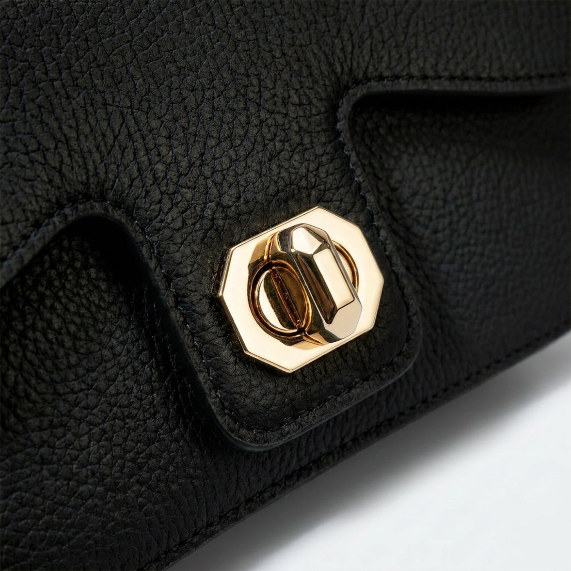 Alma Black