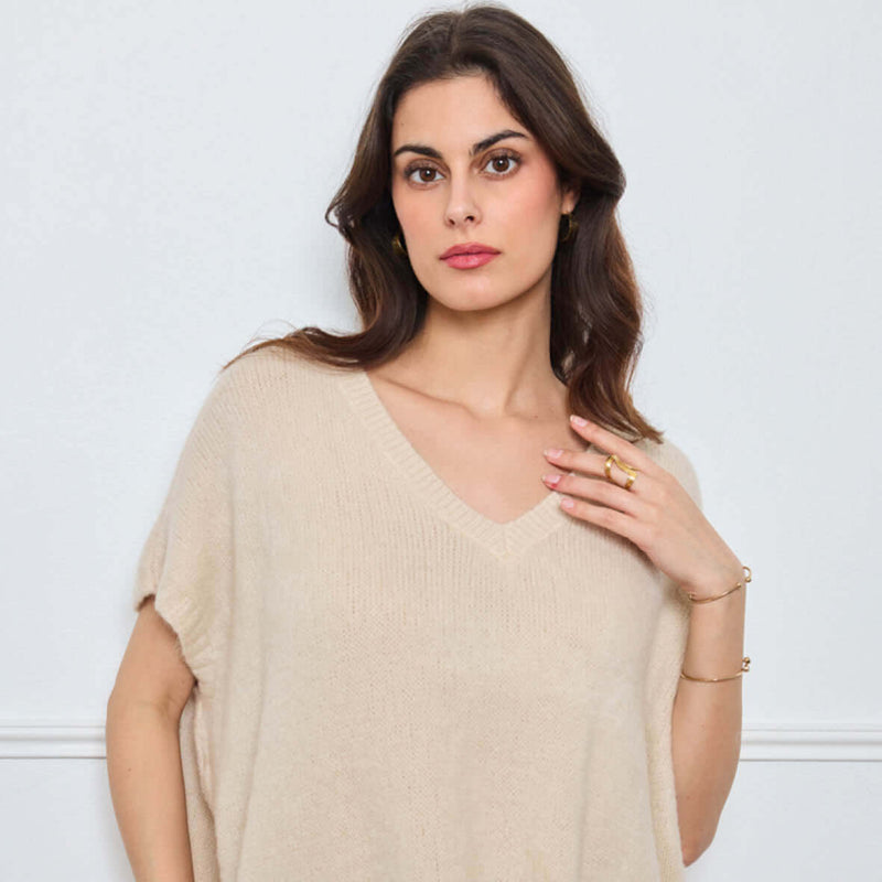 PULL COL V OVERSIZED SANS MANCHES MILIE BEIGE - André